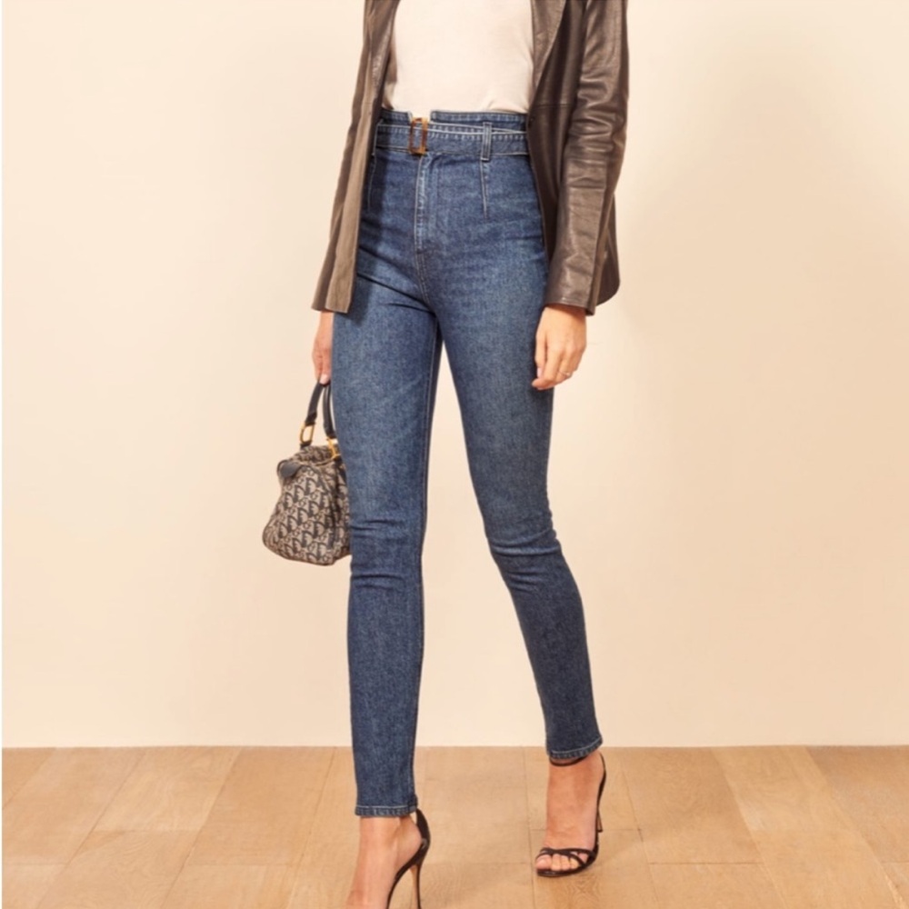 Classic High-Rise Blue Skinny Jeans